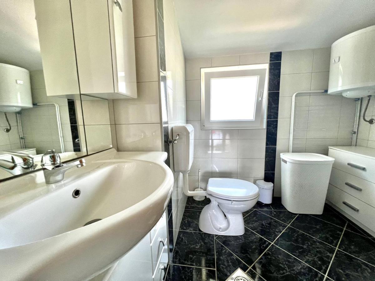 וודניאן Barbariga Apartments מראה חיצוני תמונה