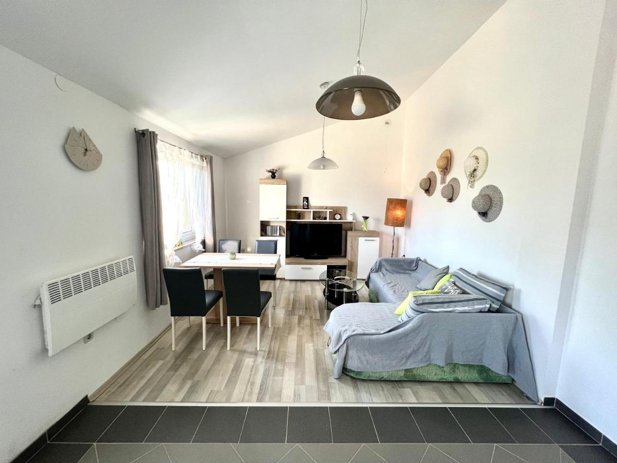 וודניאן Barbariga Apartments מראה חיצוני תמונה